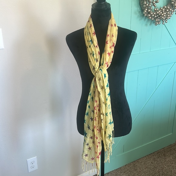 Stars Scarf - Picture 2 of 3